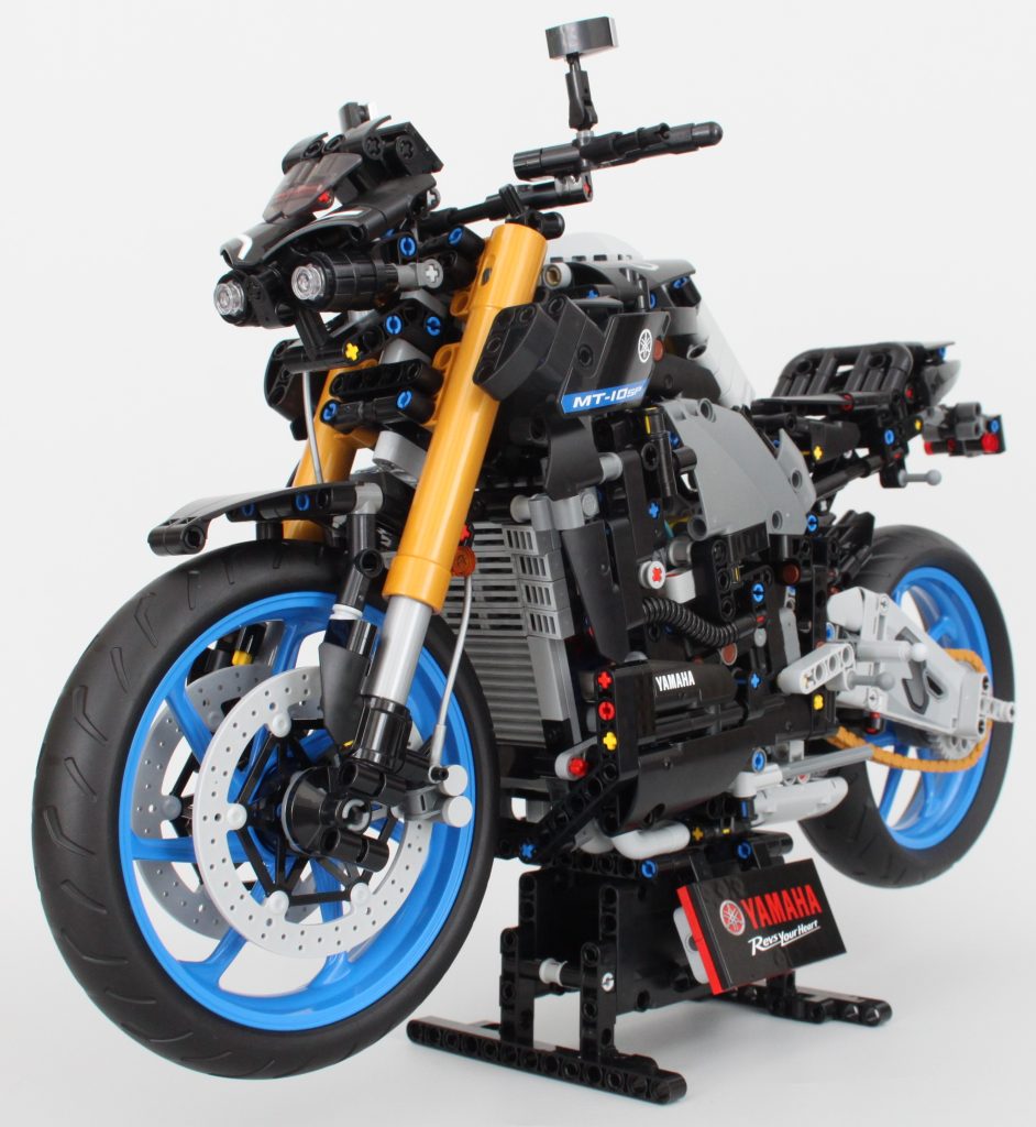 LEGO Technic 42159 Yamaha MT 10 SP review 7 942x1024
