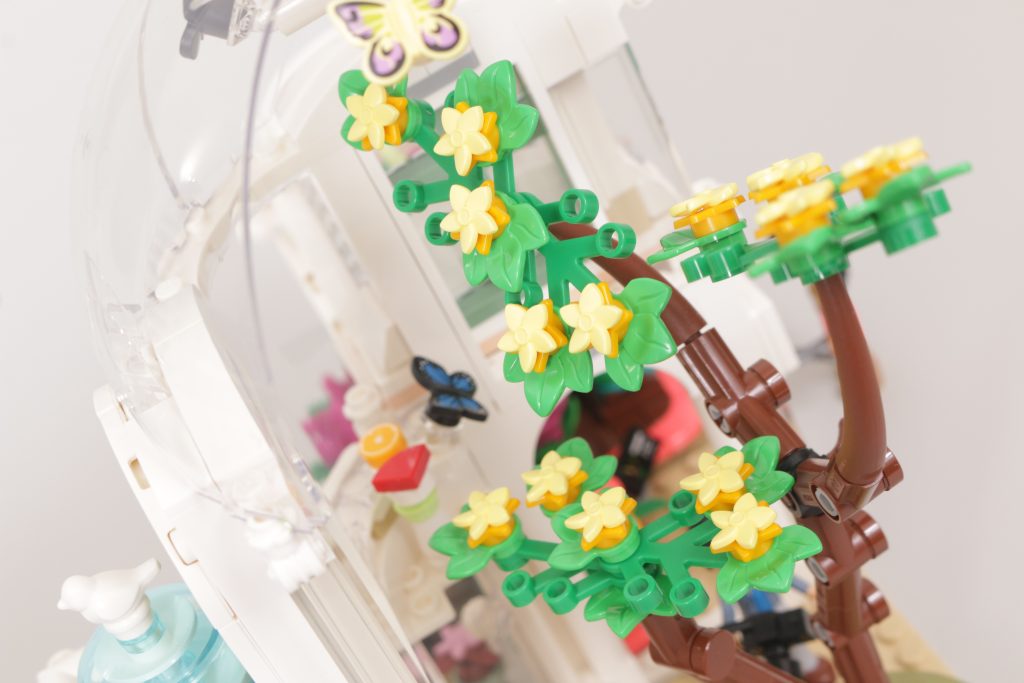 LEGO Friends 41757 Botanical Garden review 23 1024x683