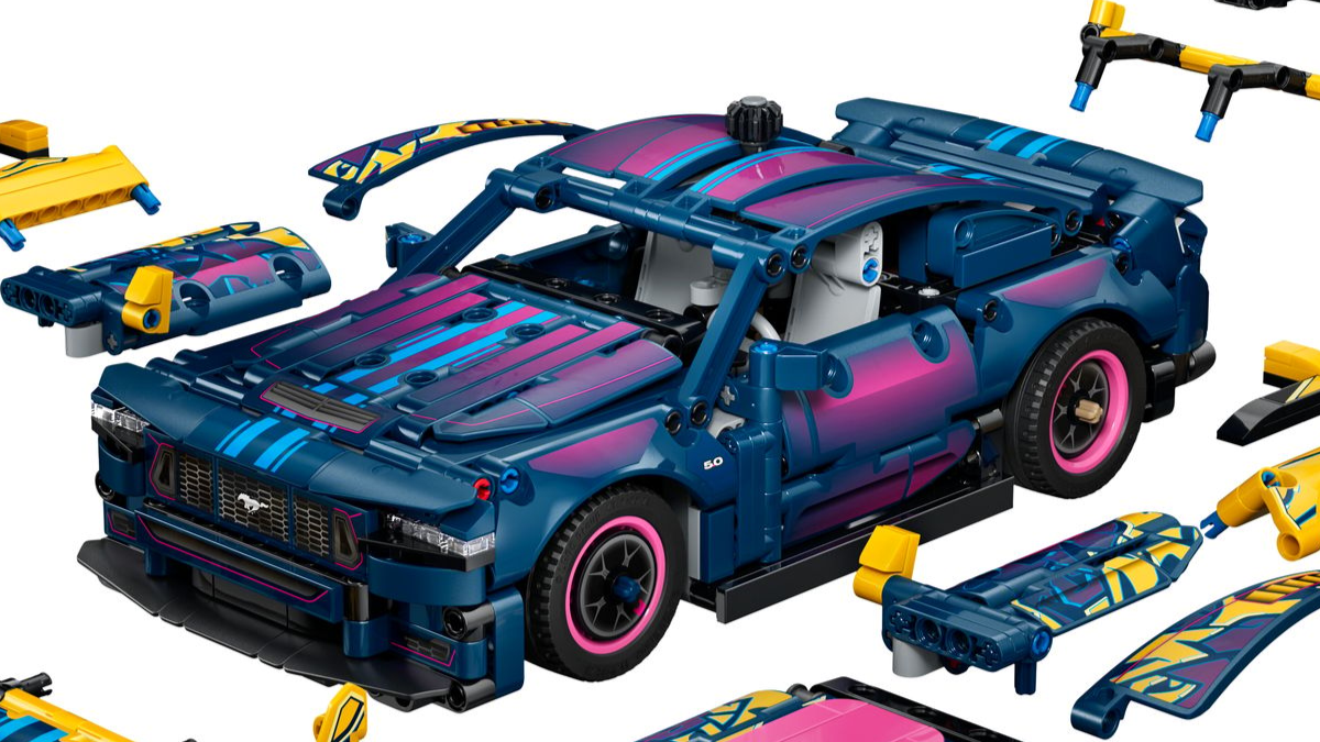 LEGO Technic Custom Garage Ford Mustang revealed