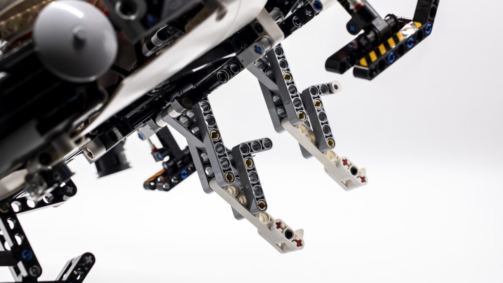LEGO Technic 42181 vtol heavy cargo spaceship lt81 11 1024x576