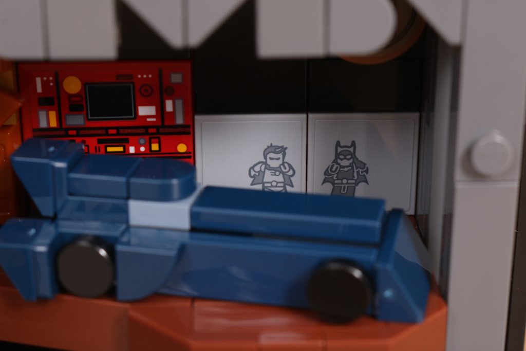 LEGO Batman 76271 Batman The Animated Series Gotham City review 22 1024x683