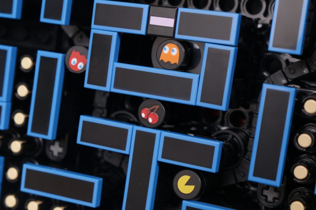 We rebuilt LEGO Icons 10323 PAC MAN Arcade review and gallery 9 1024x683