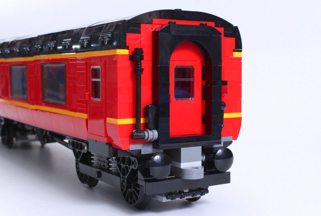 LEGO Harry Potter 76405 Hogwarts Express Collectors Edition review 35 1024x689