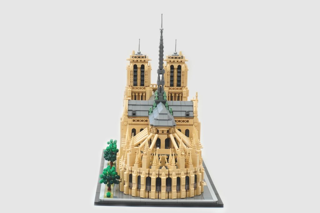 LEGO Architecture 21061 Notre Dame de Paris review 49 1024x683