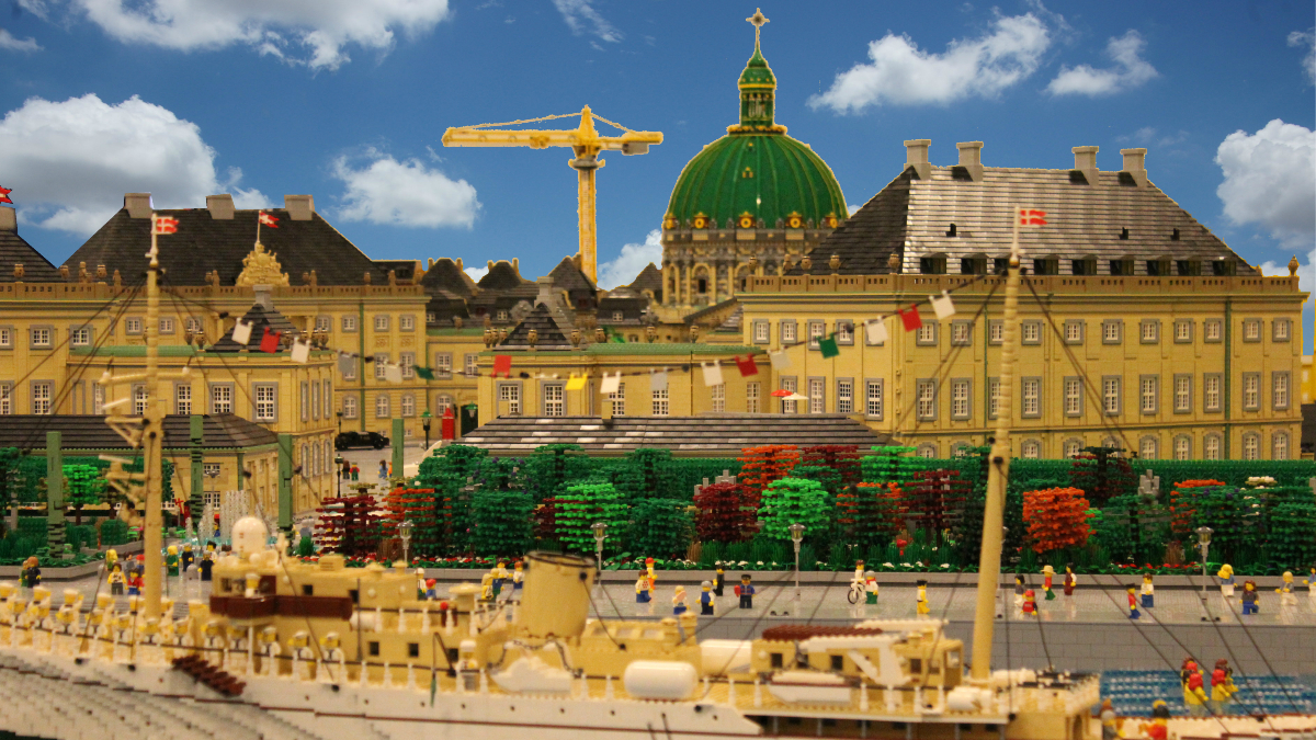 Brick Pic of the Day: Amalienborg