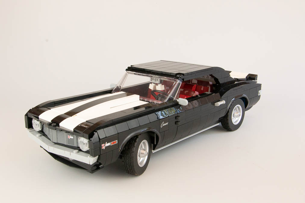 10304 ICONS Chevrolet Camaro Z 28 51