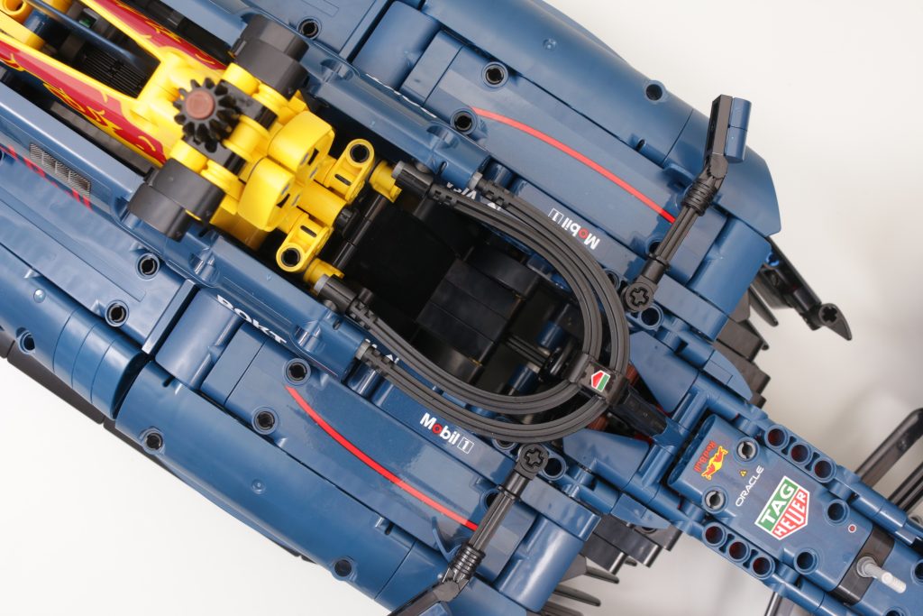 LEGO Technic 42206 Oracle Red Bull Racing RB20 F1 Car review 73 1024x683