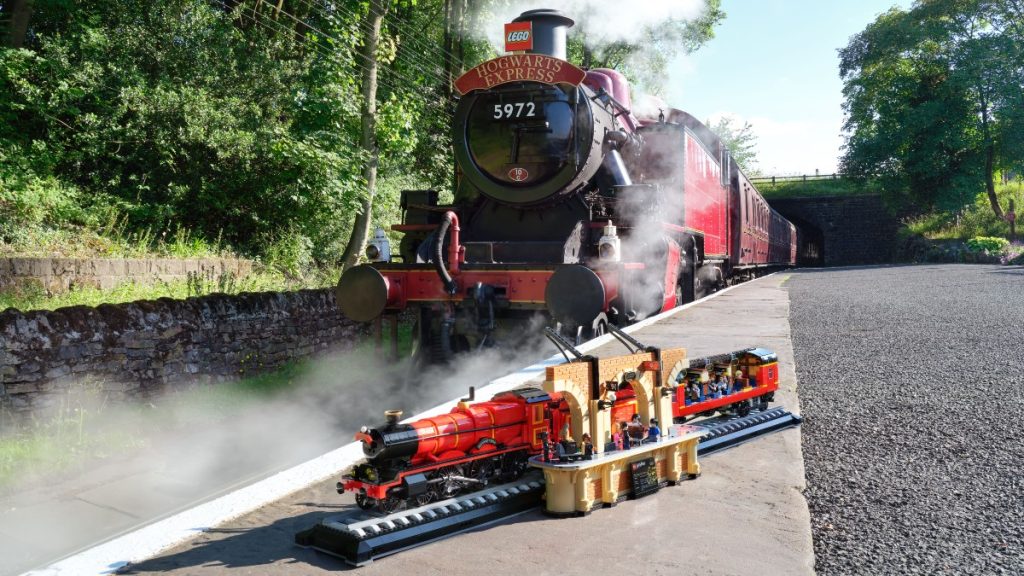 LEGO Harry Potter 76405 Hogwarts Express Collectors Edition contest featured 1024x576