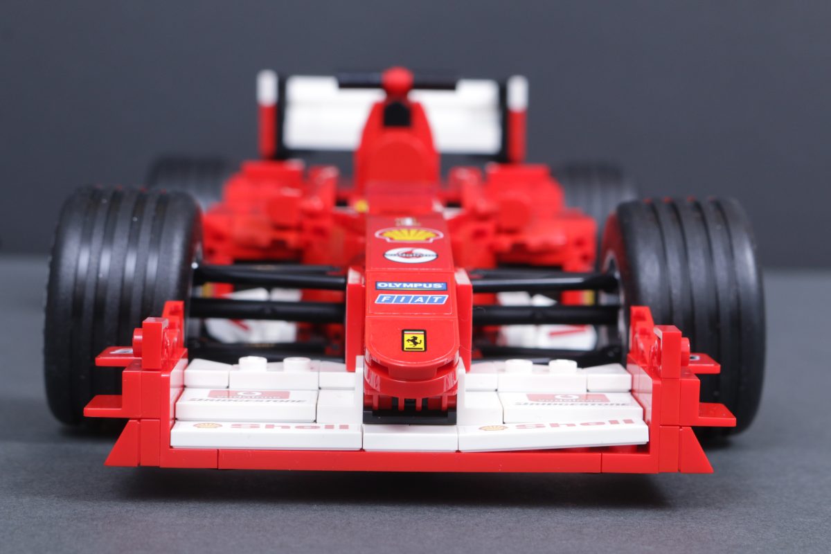 LEGO Icons Ferrari 11375 F2004 Michael Schumacher 2556 Ferrari Formula 1 Racing Car comparison 9i 1200x800