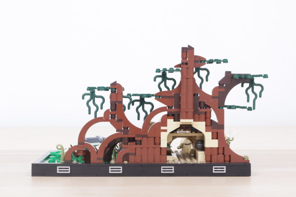LEGO Star Wars 75330 Dagobah Jedi Training review 11 1024x683