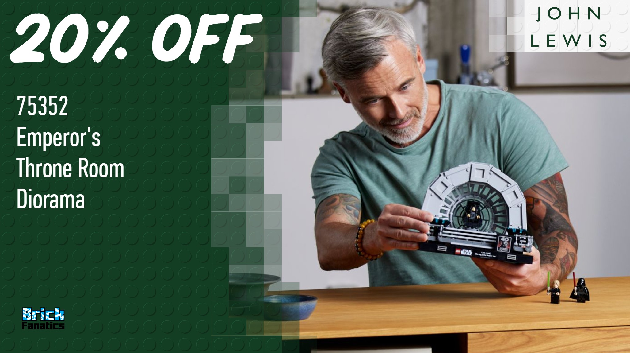 Your chance to save on the ultimate LEGO Star Wars diorama