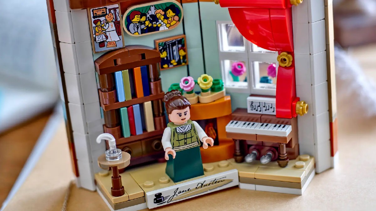 LEGO Jane Austen GWP stock is quickly running dry