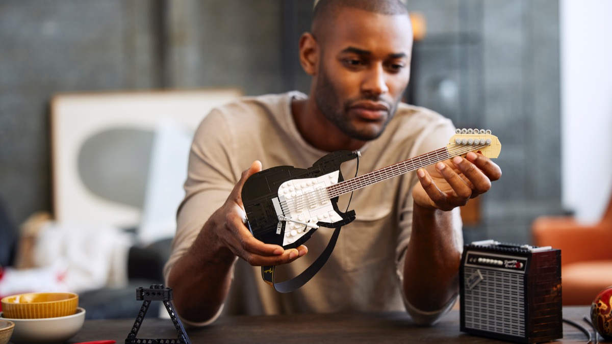 LEGO Ideas 21329 Fender Stratocaster is a 2-in-1 set