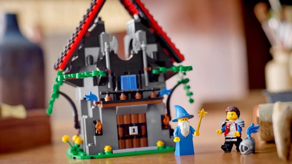LEGO 40601 Majistos Magical Workshop featured 1024x576