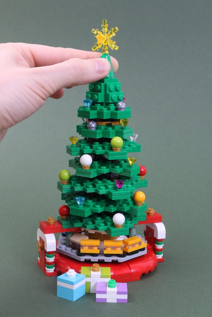 40338 Christmas Tree review Black Friday Brick Friday 4 683x1024