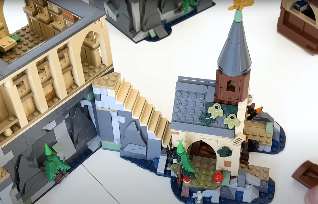 LEGO Harry Potter Hogwarts Castle in full 2 1024x657