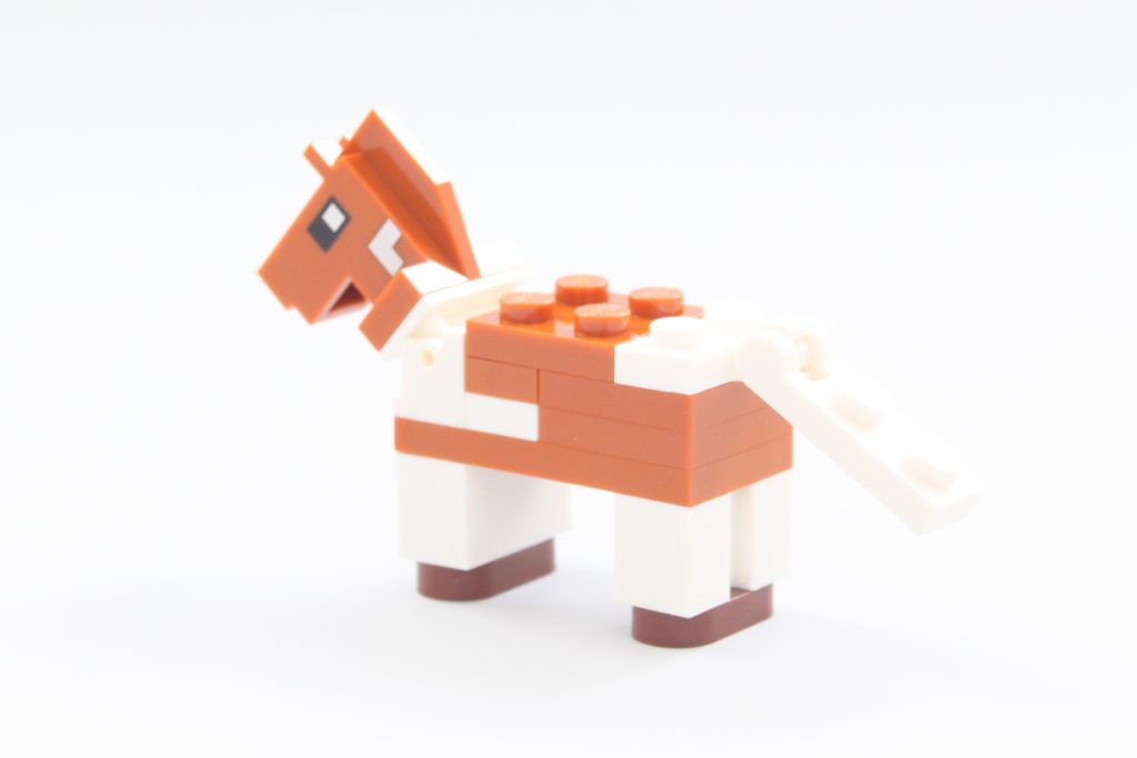 21187 The Red Barn horse 2 1024x683