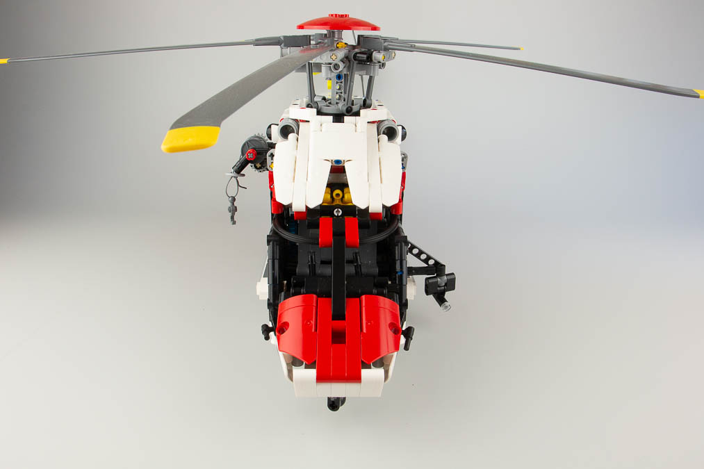 42145 Technic Airbus H175 Rescue Helicopter 13