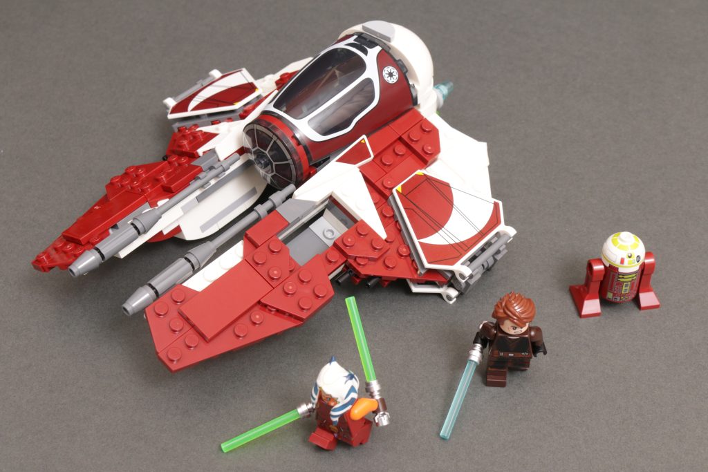 LEGO Star Wars 75401 Ahsokas Jedi Interceptor review 34 1024x683