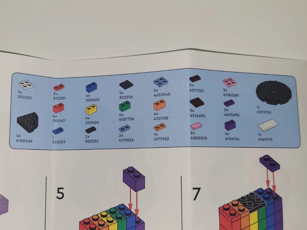 reddit LEGO Pride Flag 4 1024x768
