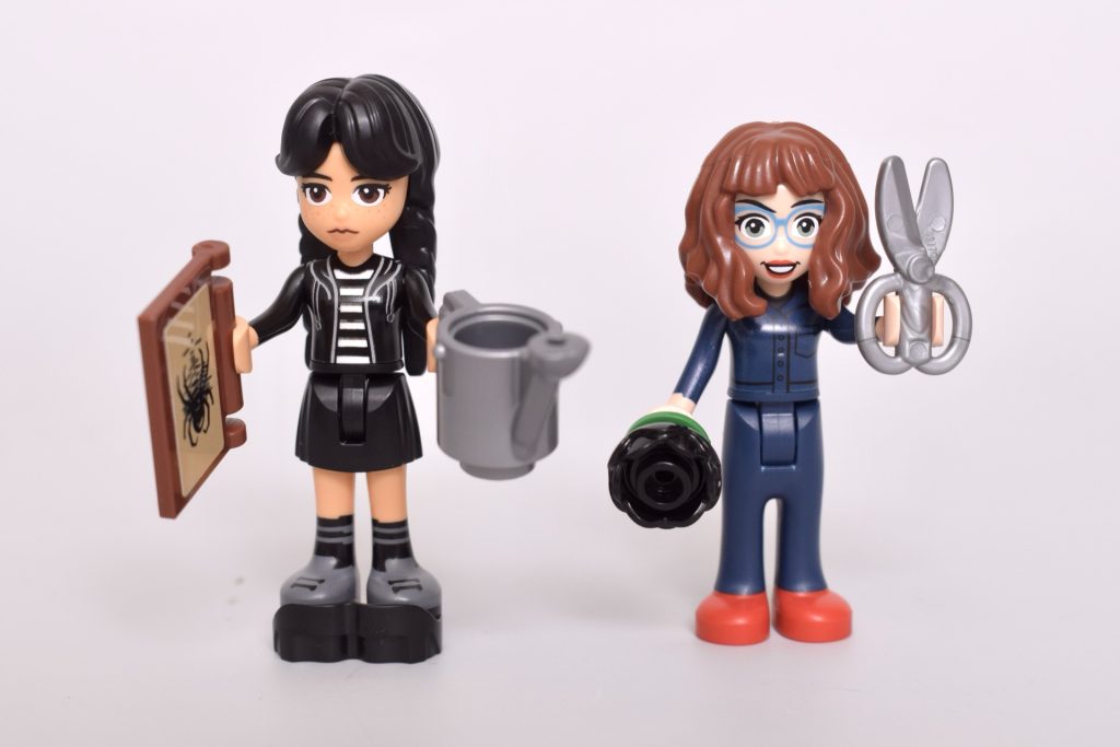 LEGO Wednesday 76784 Black Dahlia Flower 21 1024x683
