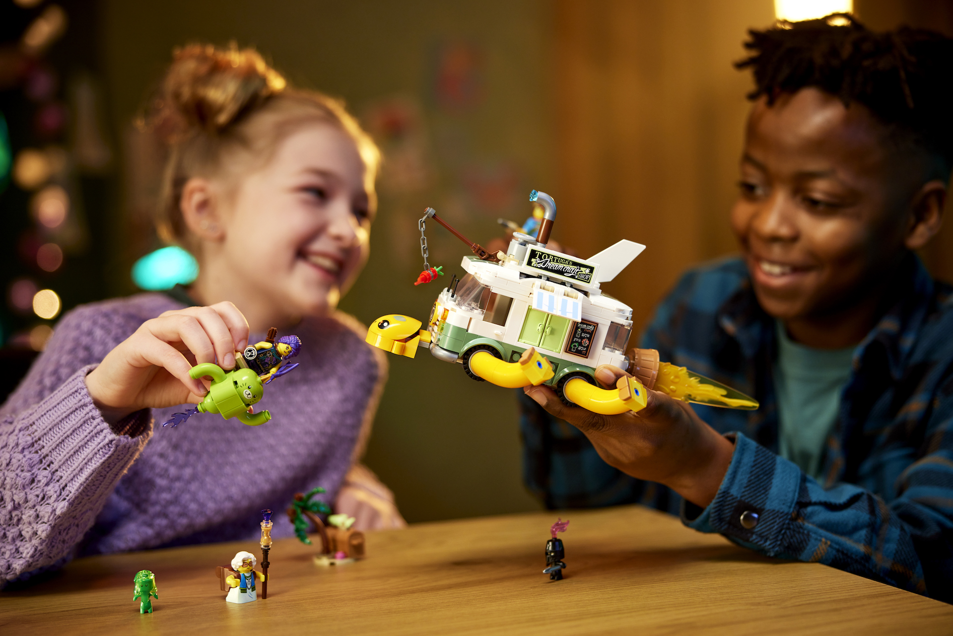 LEGO DREAMZzz 71456 Mrs. Castillos Turtle Van 6