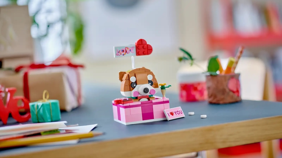 Potential dates for LEGO Valentine's Day GWP spotted online