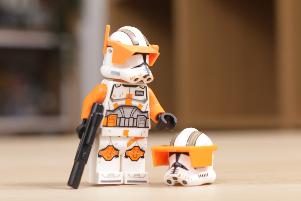 LEGO Star Wars 75337 AT TE Walker Commander Cody minifigure Clone Army Customs comparison 7 1024x683