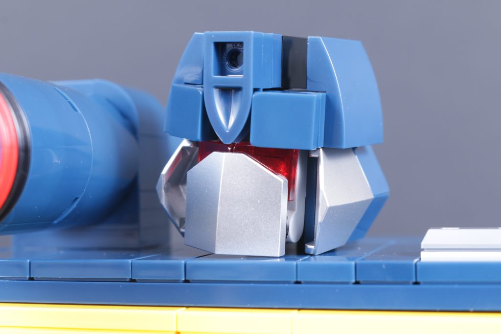 LEGO Icons Transformers 10358 Soundwave review 27 1024x683