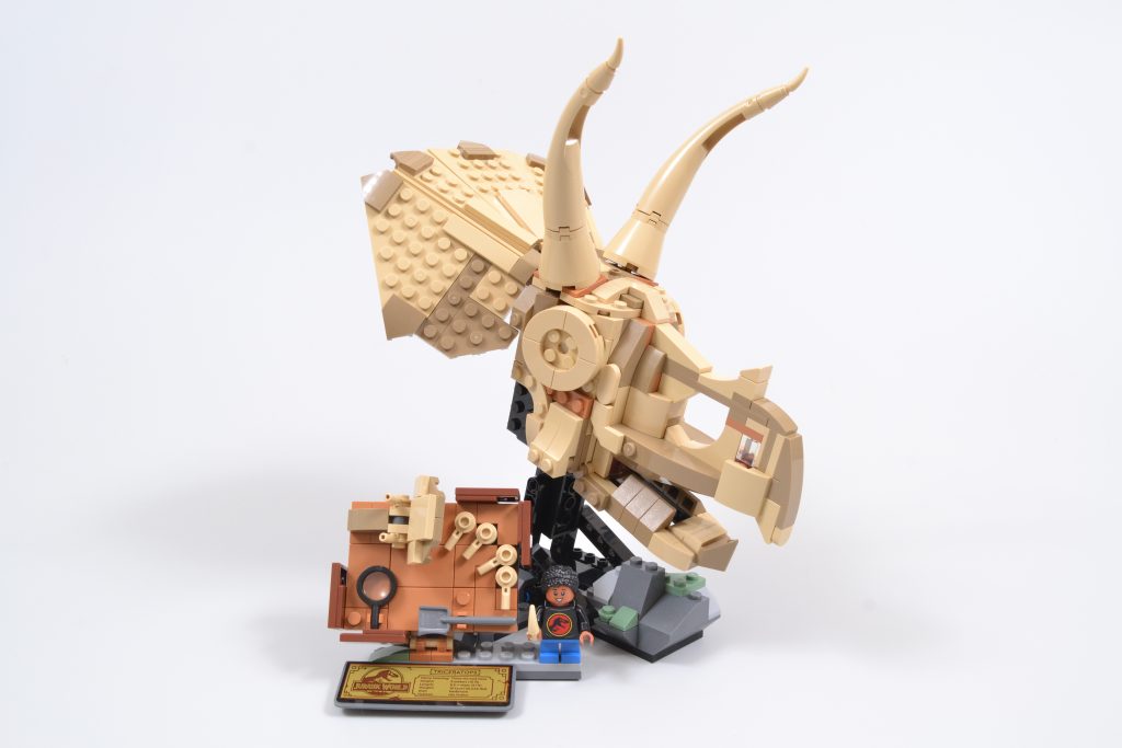 LEGO Jurassic World 76969 Dinosaur Fossils Triceratops Skull 1 1024x683