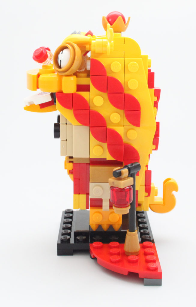 LEGO BrickHeadz 40540 Lion Dance Guy review 4