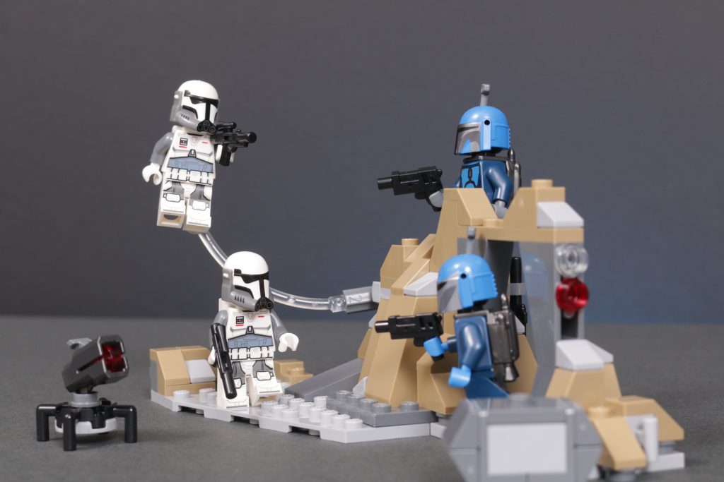 LEGO Star Wars 75373 Ambush on Mandalore Battle Pack review 2 1024x683