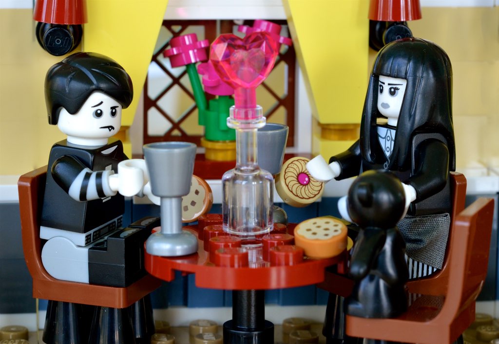 Brick Pic of the Day: Moody dinner for two