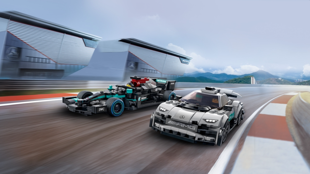 Mercedes F1 driver Kimi Antonelli shows his team pride in Drive to Survive using LEGO